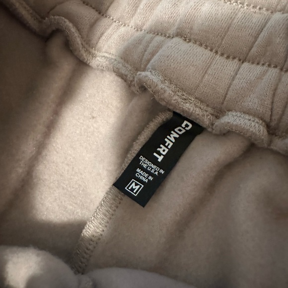 Comfrt Sweat Set - Picture 8 of 9